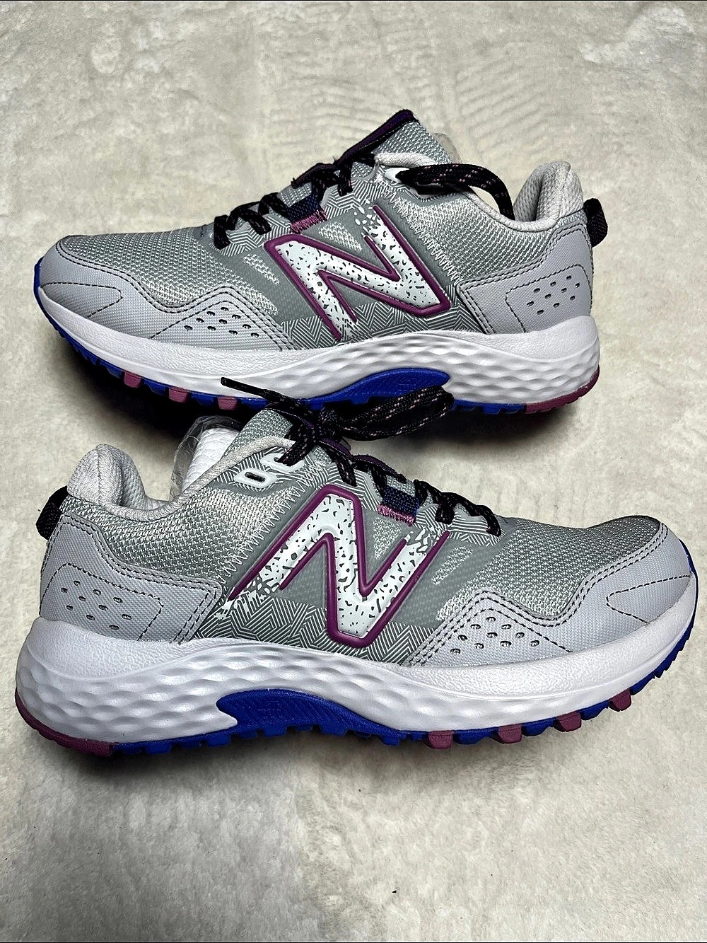 New Balance Fresh Foam 410 v8 Women's Gray & Pink US 6 Like New
